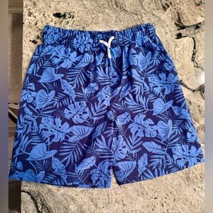 Kids Tommy Bahama Blue Leaf Print Shorts Size Medium (7/8)